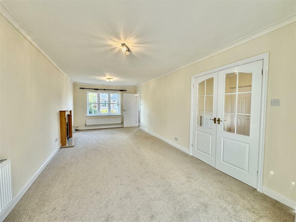Additional property image - Cumberland Way, Clifton