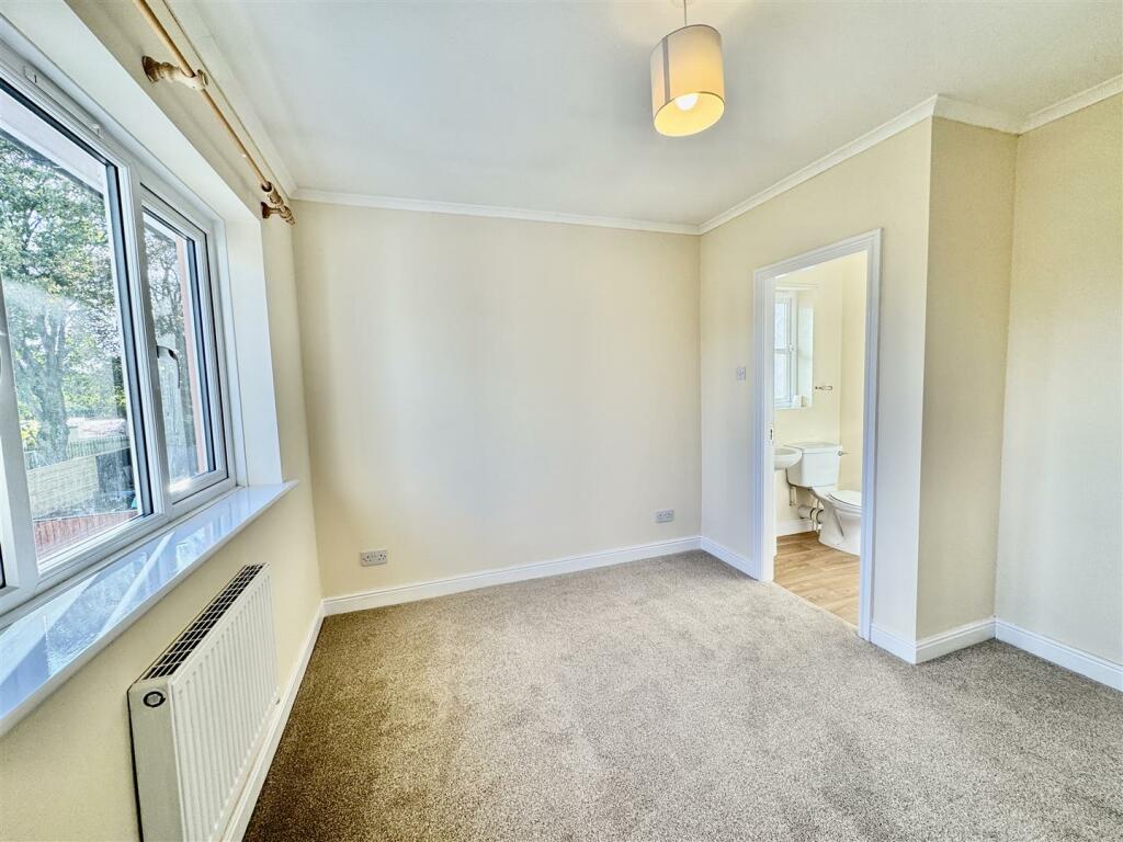 Additional property image - Cumberland Way, Clifton