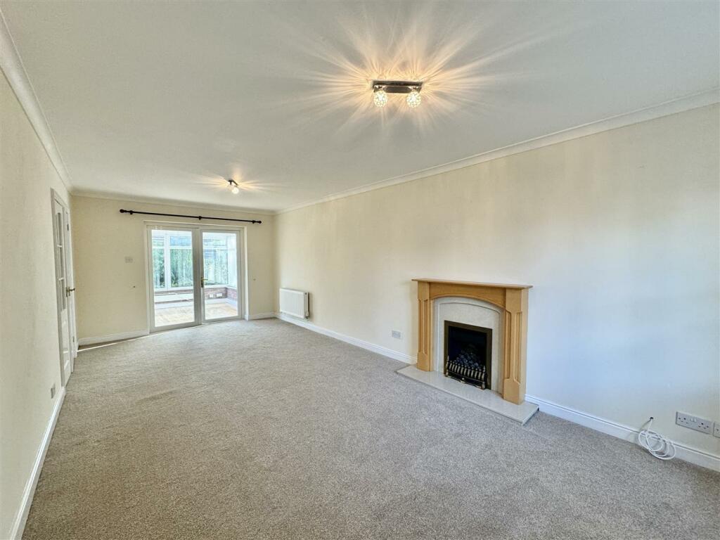 Additional property image - Cumberland Way, Clifton