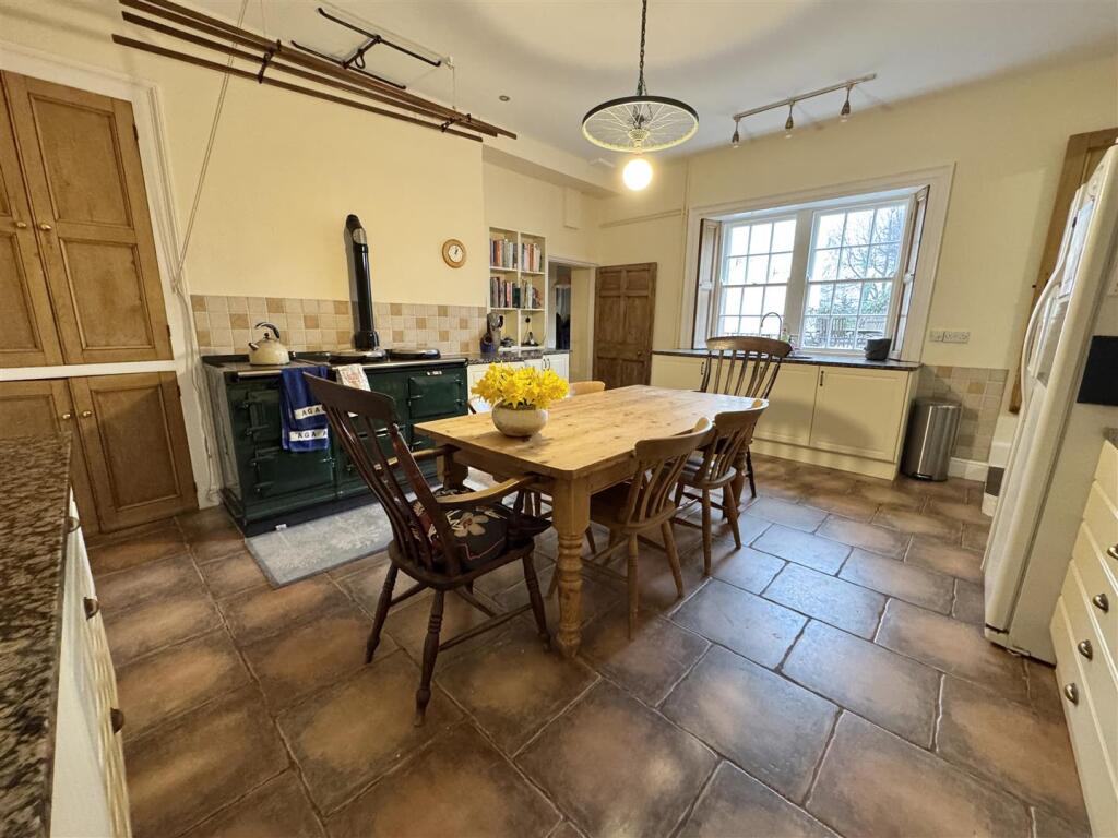 Additional property image - Woodend