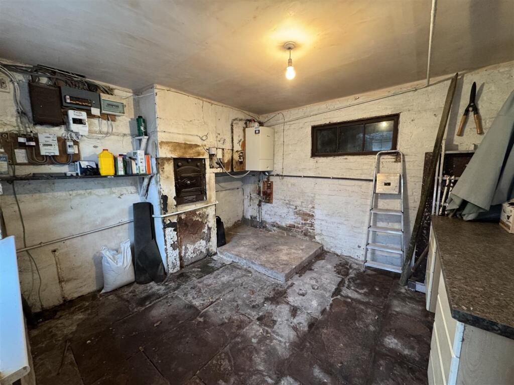 Additional property image - Woodend
