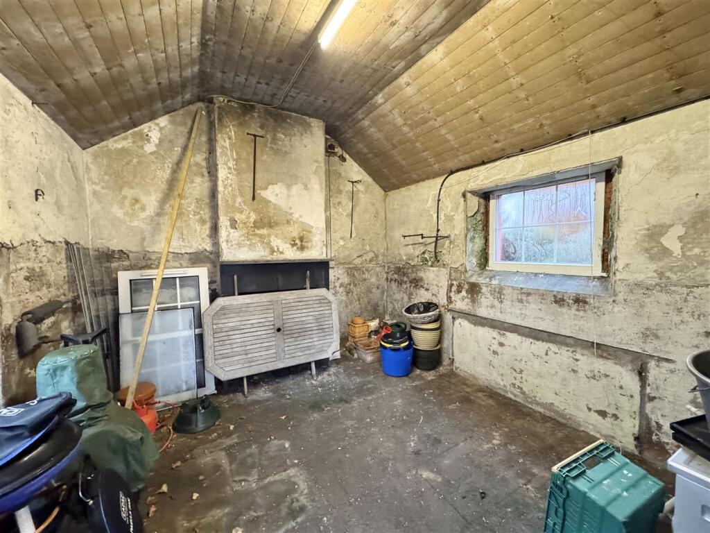 Additional property image - Woodend