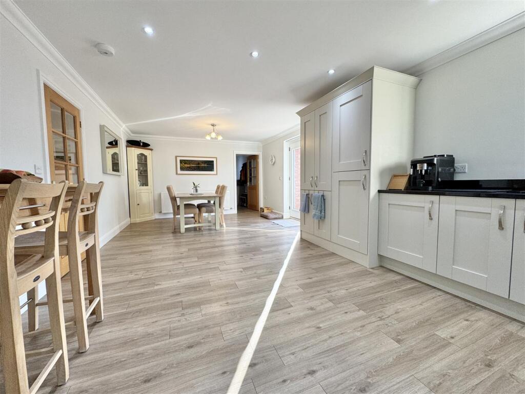 Additional property image - Boltongate