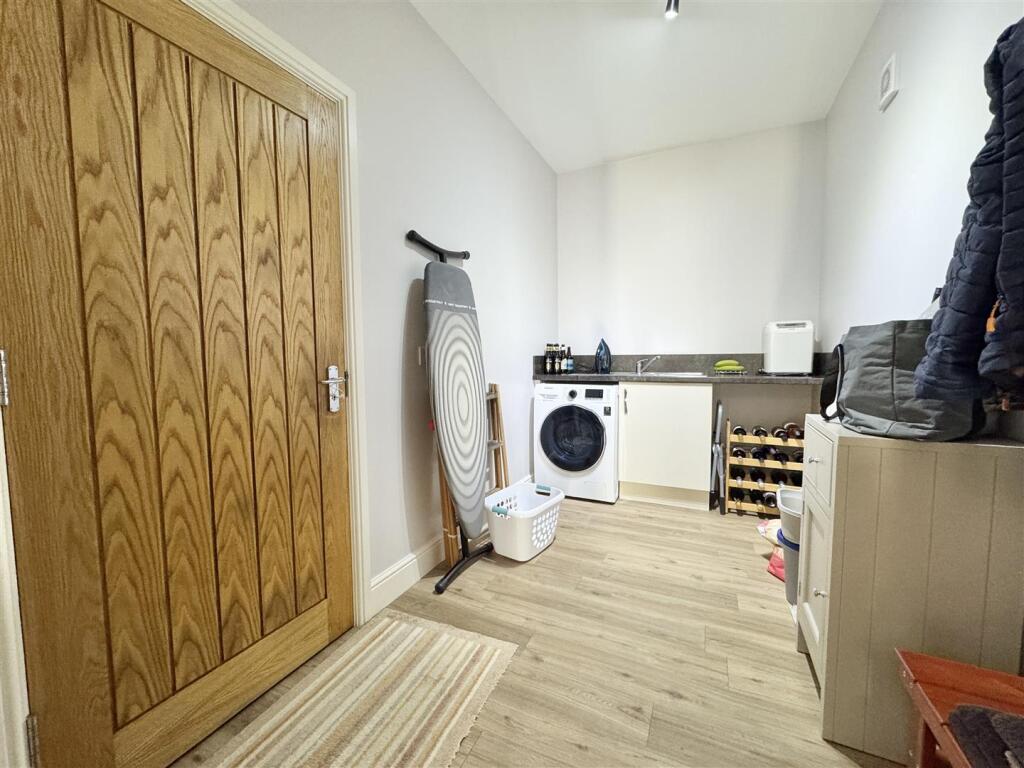 Additional property image - Boltongate