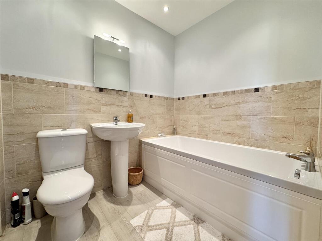 Additional property image - Boltongate