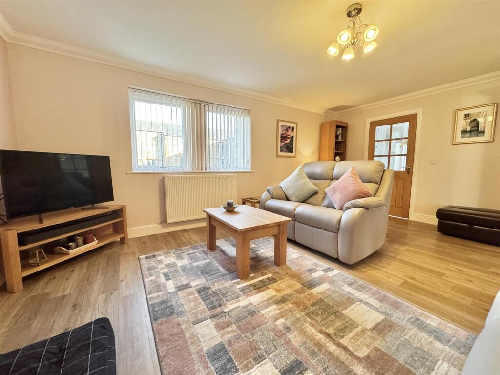 Additional property image - Boltongate