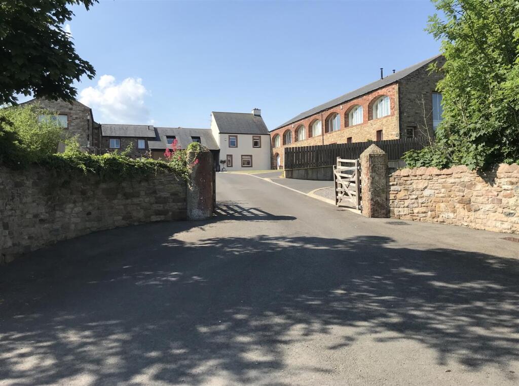 Additional property image - Boltongate
