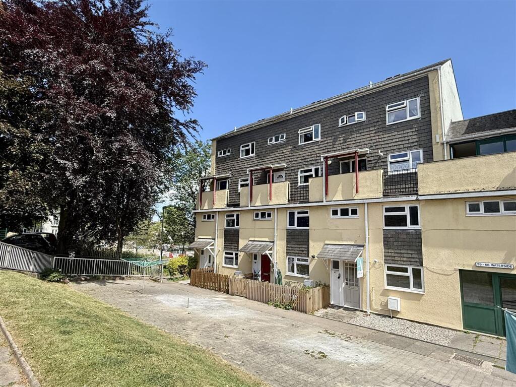 Main image of property: Waterside, Kendal
