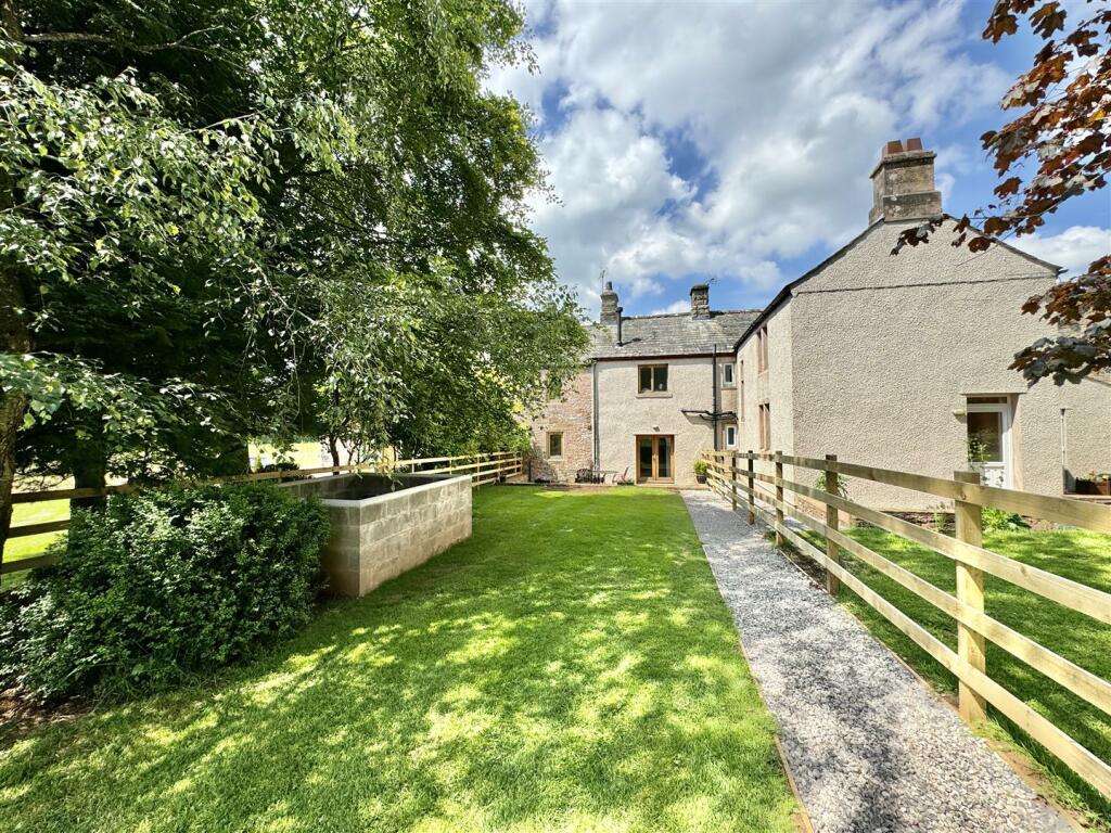 2 bedroom terraced house for sale in Greystoke, Penrith, CA11