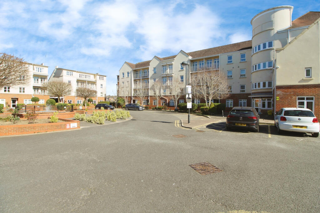 Main image of property: Ridley Court, Cambridge Close, East Barnet, Barnet, EN4