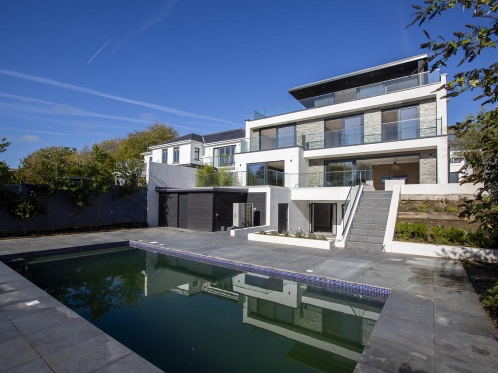 Main image of property: La Rue De Haut, Jersey, JE3