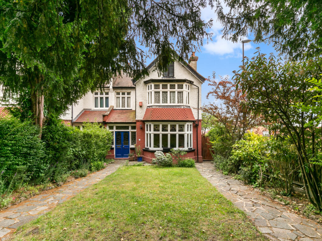 Main image of property: Ravensbourne Park, London, SE6