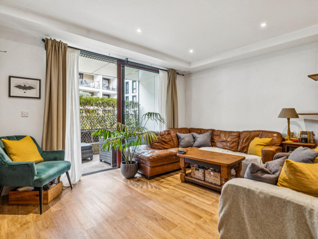 Main image of property: Knaresborough Drive, London, SW18