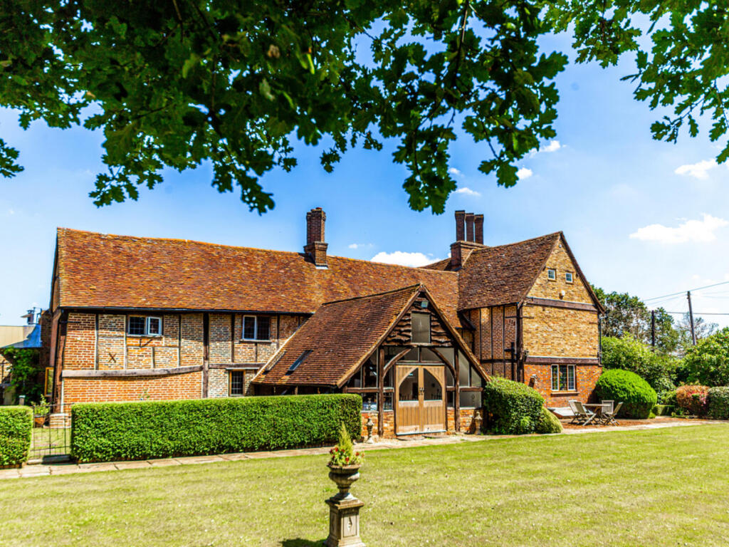 Main image of property: Windmill Road, Pepperstock, LU1