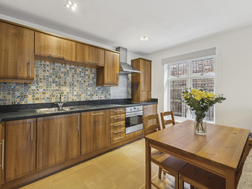 Property image for Old Mile House Court, St Albans, AL1