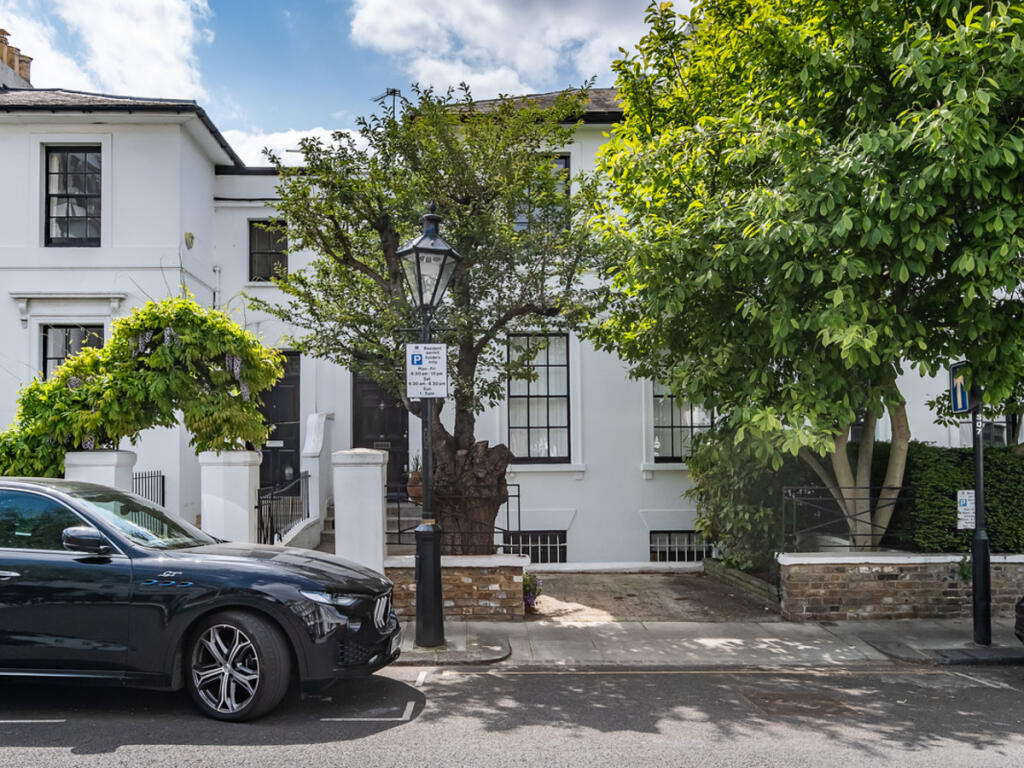 Main image of property: Canning Place, London, W8