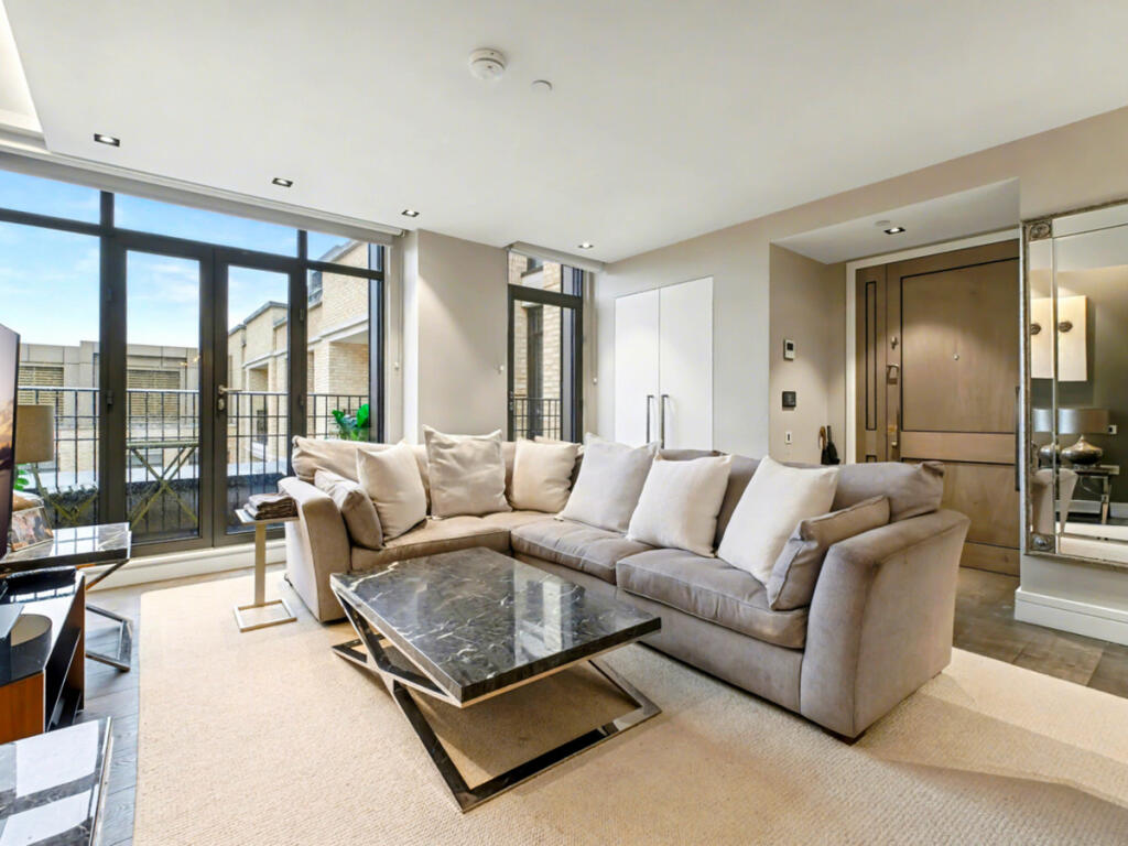 Main image of property: Young Street, London, W8