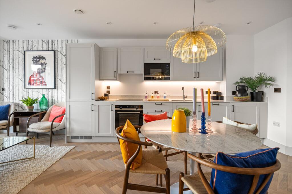 Main image of property: Park Avenue, Clifton Mansions, NW2