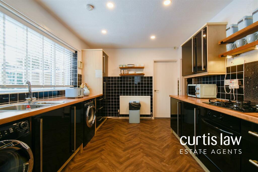 Additional property image - Pleckfarm Avenue, Blackburn