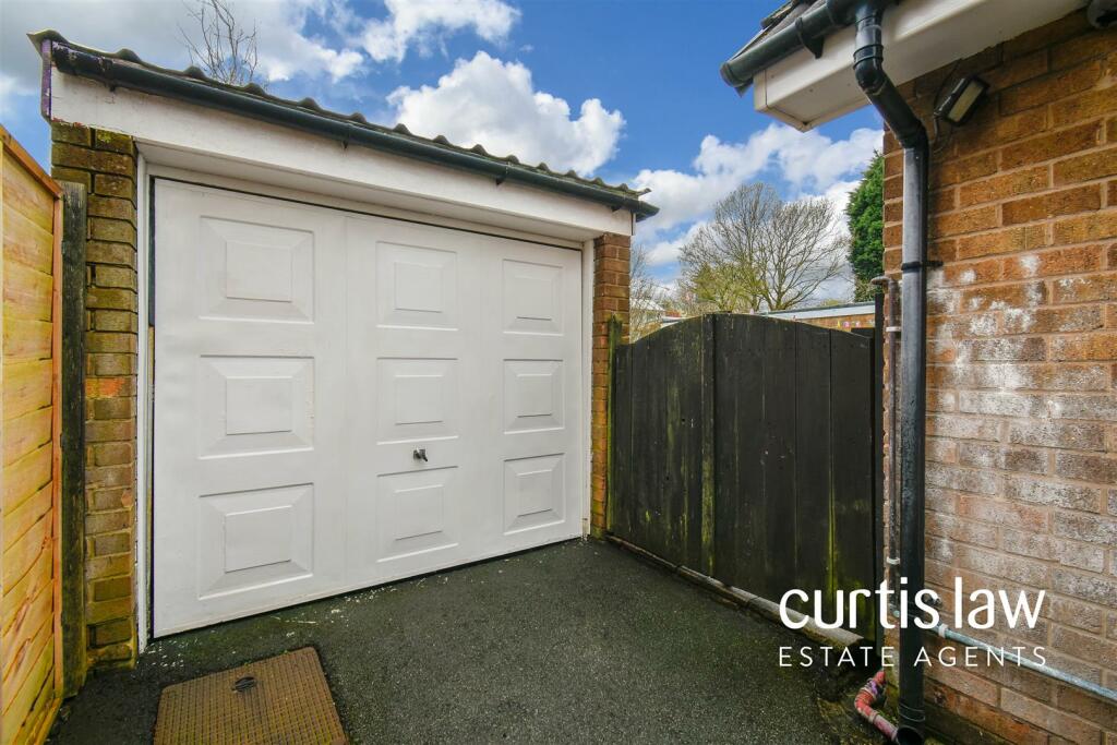 Additional property image - Pleckfarm Avenue, Blackburn