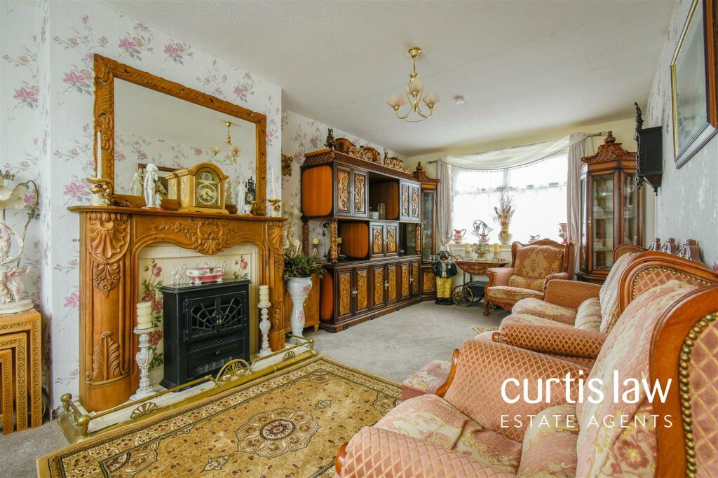 Additional property image - Ellison Fold Terrace, Darwen