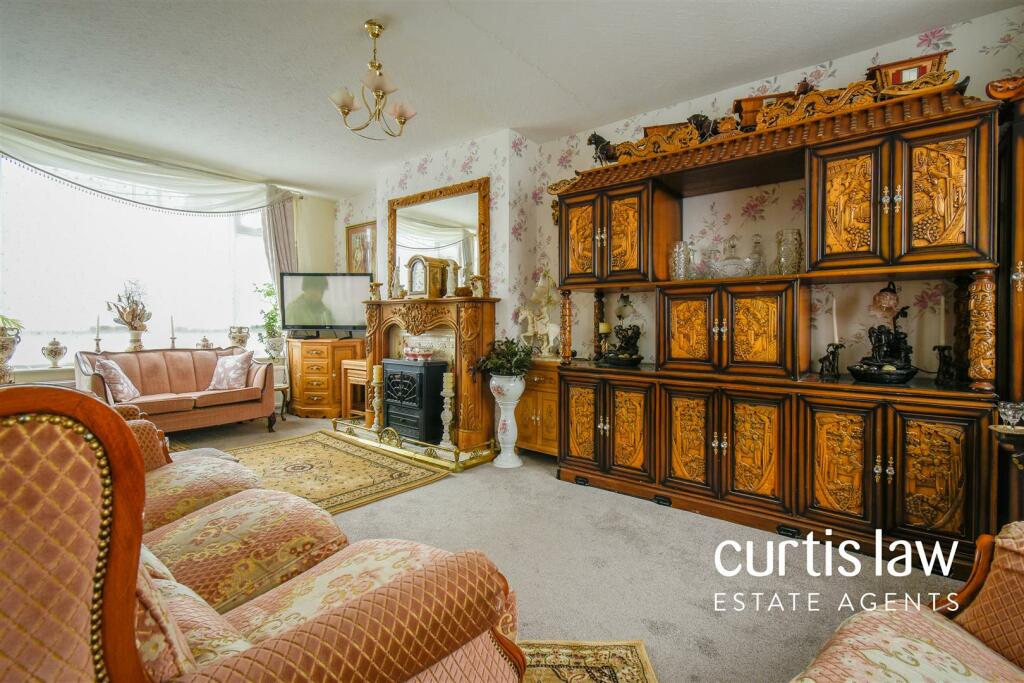 Additional property image - Ellison Fold Terrace, Darwen