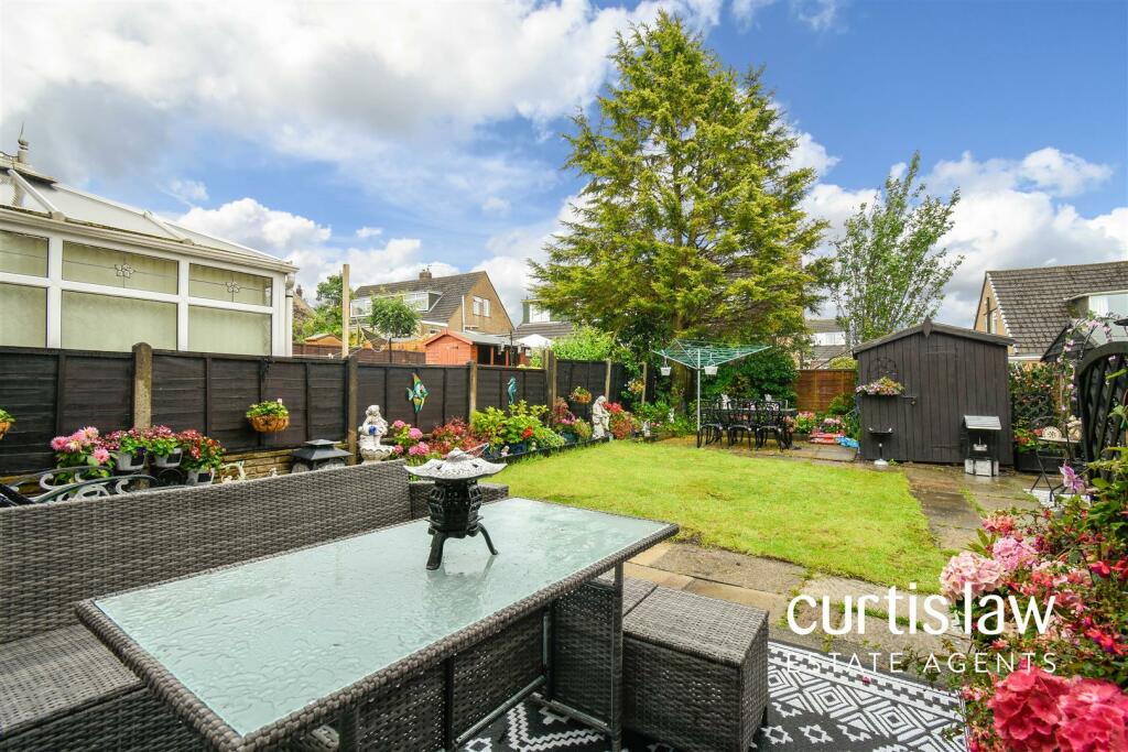 Additional property image - Ellison Fold Terrace, Darwen