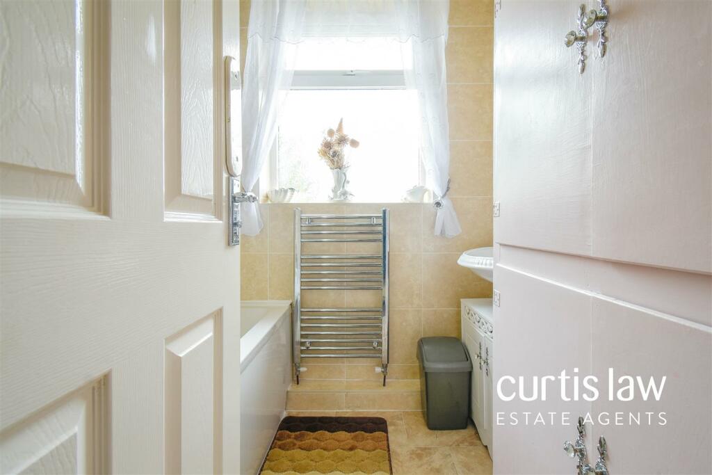 Additional property image - Ellison Fold Terrace, Darwen