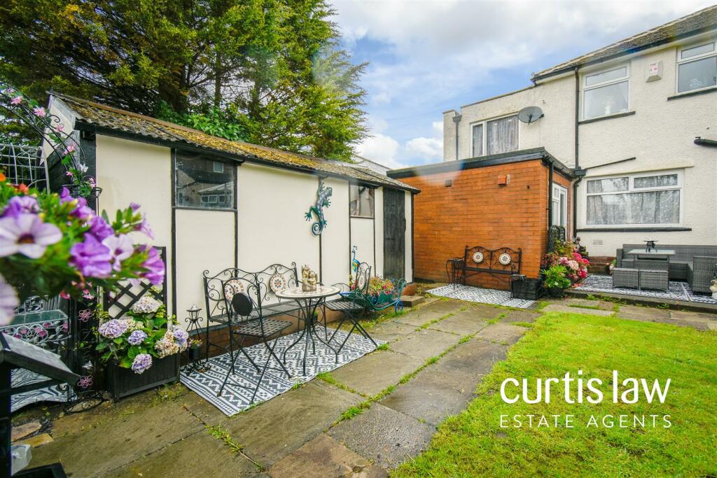 Additional property image - Ellison Fold Terrace, Darwen