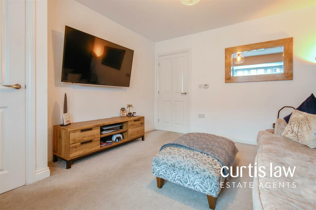 Additional property image - Hillcrest Road, Blackburn