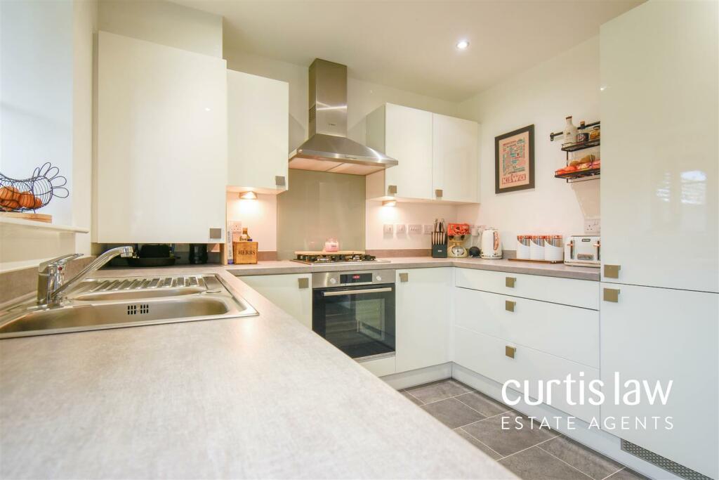 Additional property image - Hillcrest Road, Blackburn