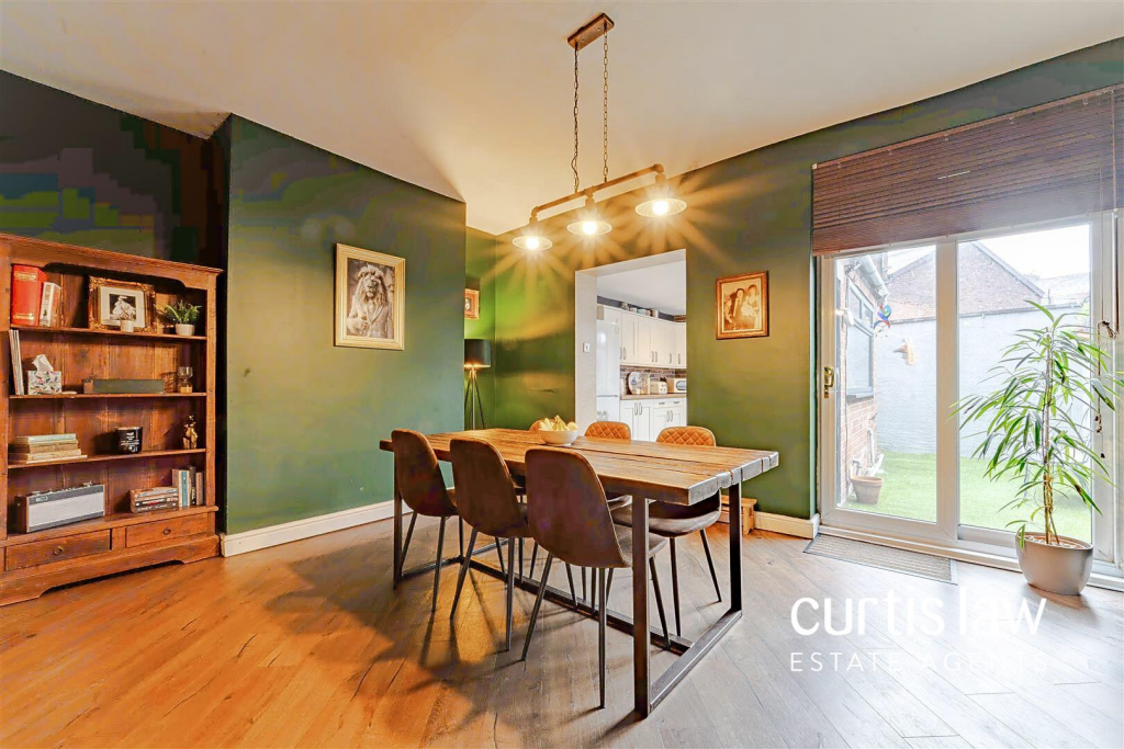 Additional property image - Broomfield Place, Blackburn