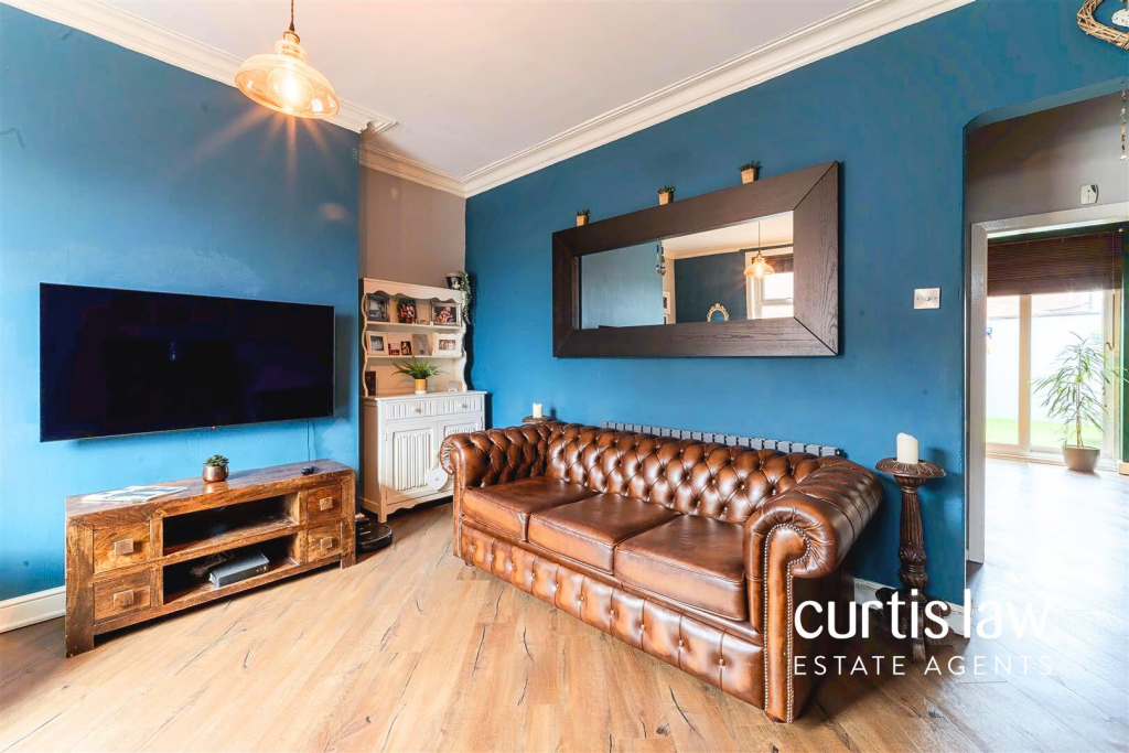 Additional property image - Broomfield Place, Blackburn