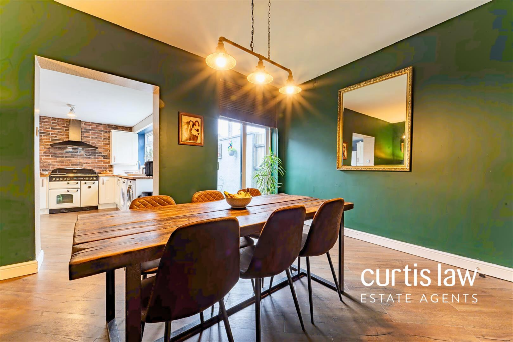 Additional property image - Broomfield Place, Blackburn