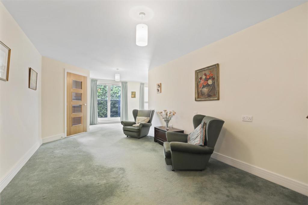 Additional property image - Wilton Court, Southbank Road, Kenilworth, CV8 1RX