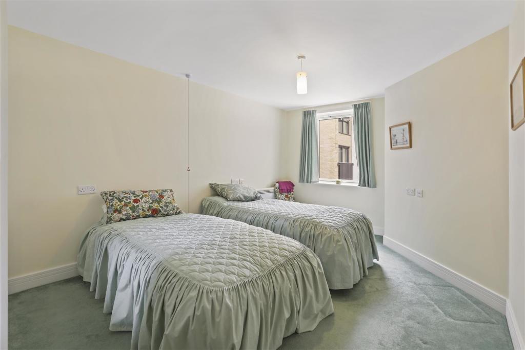 Additional property image - Wilton Court, Southbank Road, Kenilworth, CV8 1RX