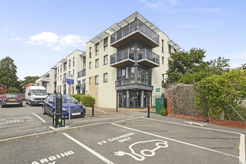 Additional property image - Wilton Court, Southbank Road, Kenilworth, CV8 1RX
