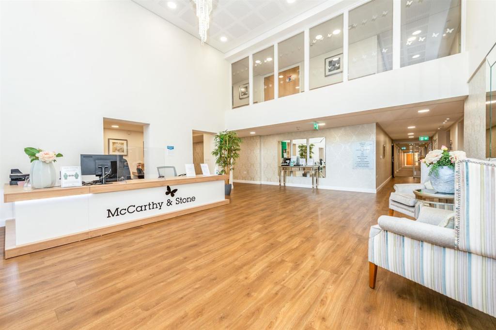 Additional property image - Eleanor House, 232 London Road, St Albans, Hertfordshire, AL1 1NR