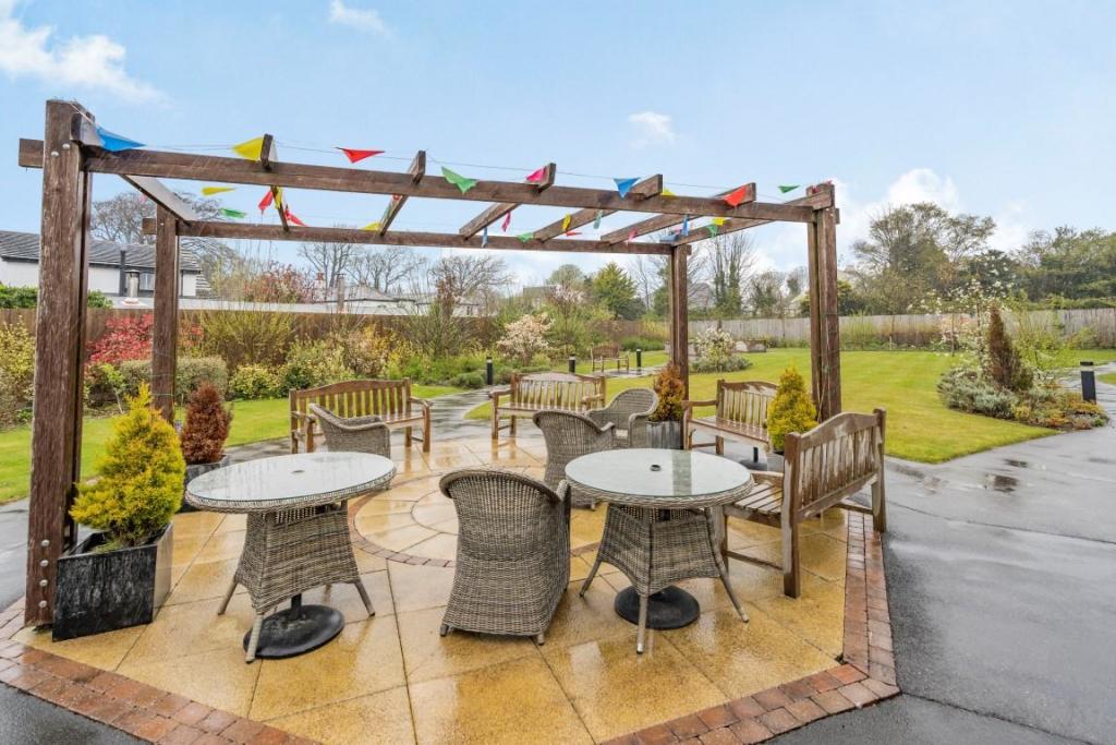 2 bedroom apartment for sale in Crocus Court, Station Road, PoultonLe