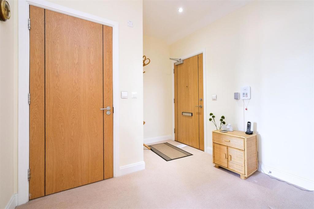 1 bedroom apartment for sale in Wilford Lane, West Bridgford