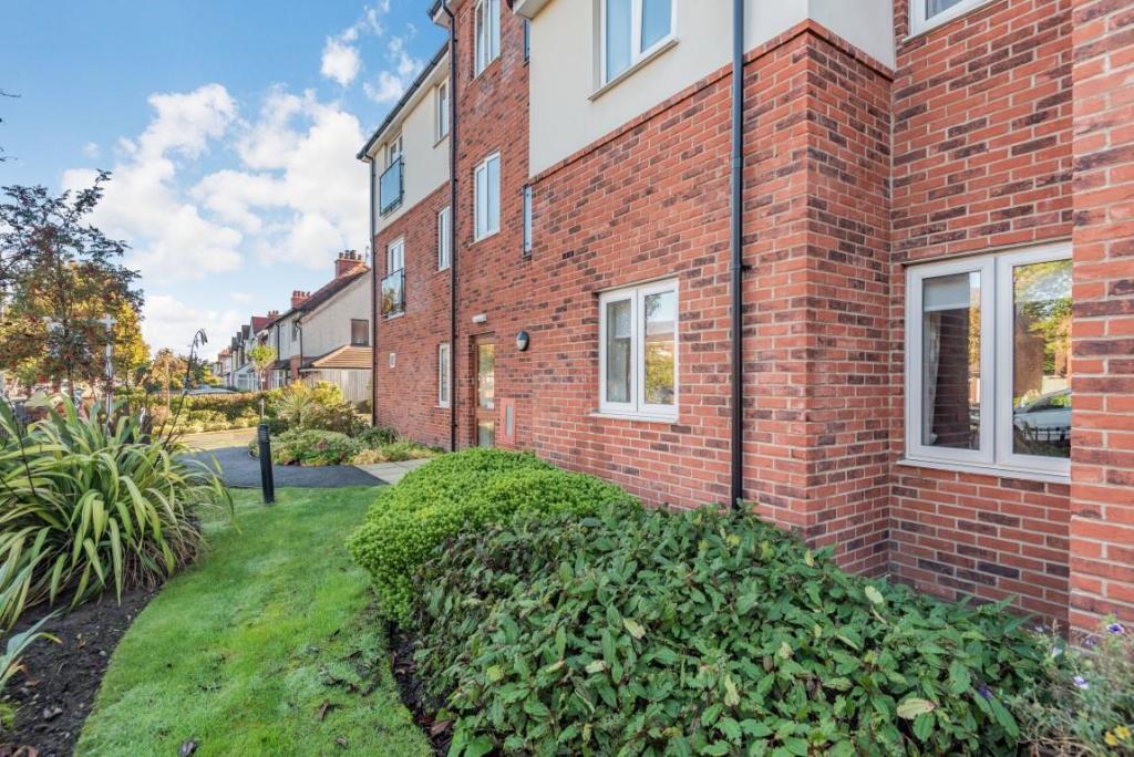 1 bedroom apartment for sale in Charlotte Court, 2A Mill Road, Southport, PR8