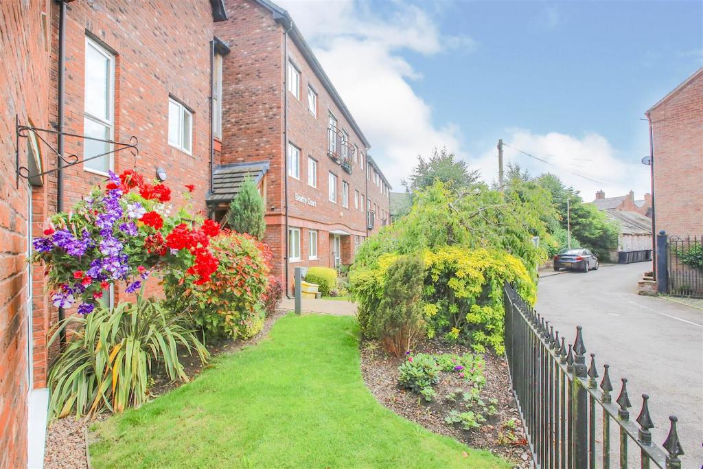 1 bedroom apartment for sale in Beatty Court, Holland Walk, Nantwich, CW5