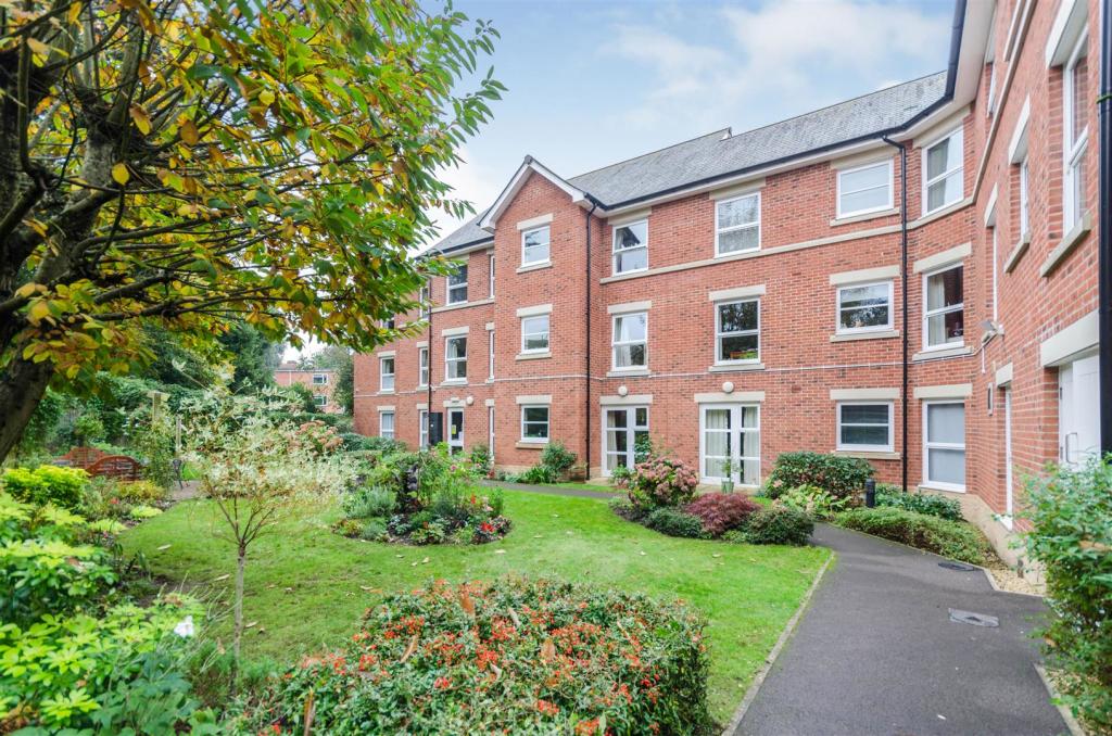 Additional property image - Sanderling Court, Wimborne Road, Bournemouth