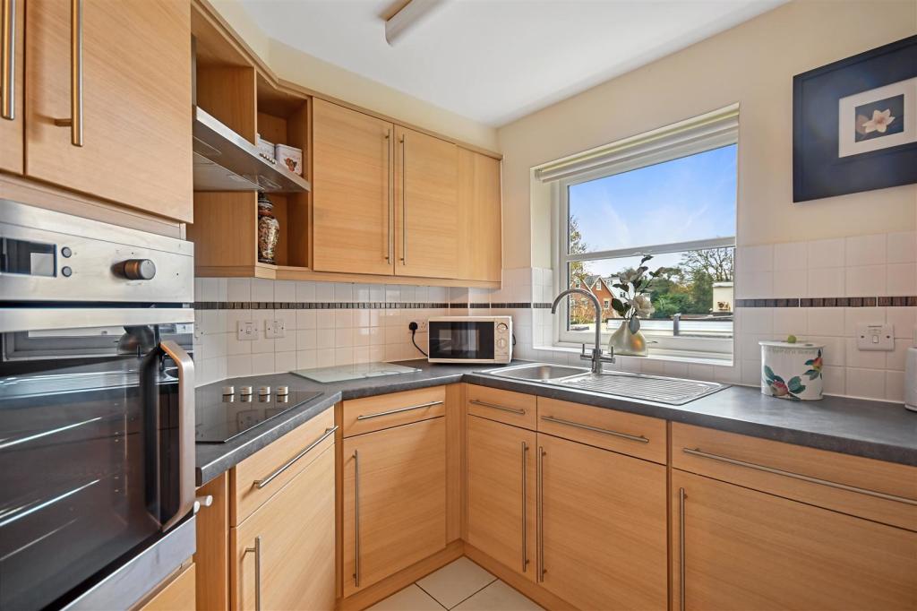 Additional property image - Sanderling Court, Wimborne Road, Bournemouth