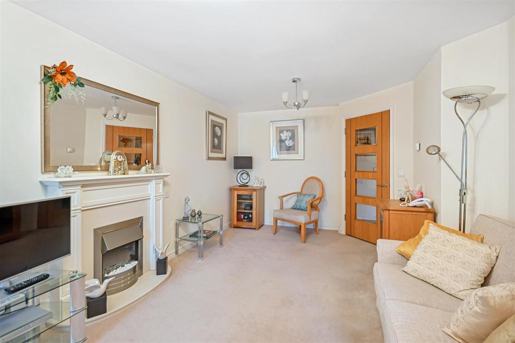 Additional property image - Sanderling Court, Wimborne Road, Bournemouth