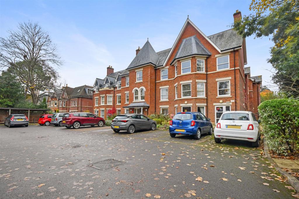Additional property image - Sanderling Court, Wimborne Road, Bournemouth