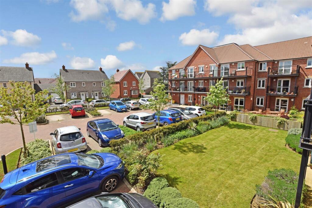1 bedroom apartment for sale in Coopers Court, Blue Cedar Close, Yate
