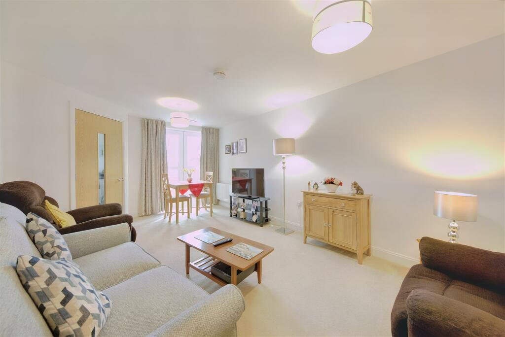 1 bedroom apartment for sale in Scalford Road, Melton Mowbray