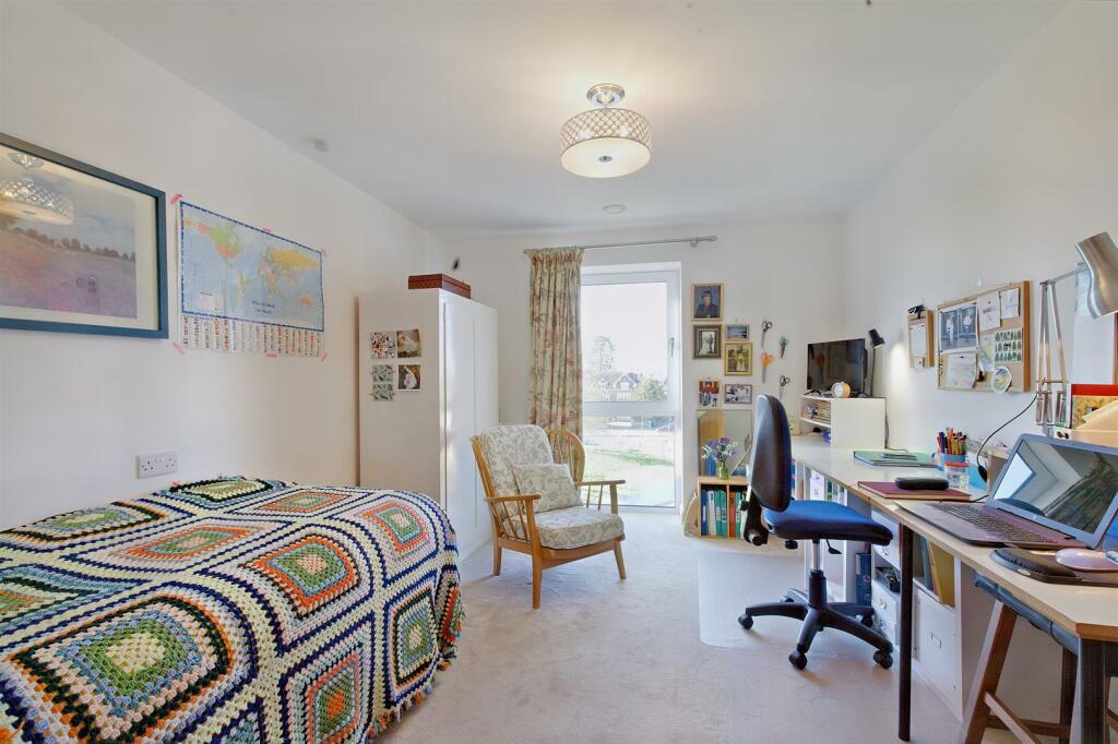 Additional property image - Miami House, Princes Road, Chelmsford, Essex, CM2 9GE