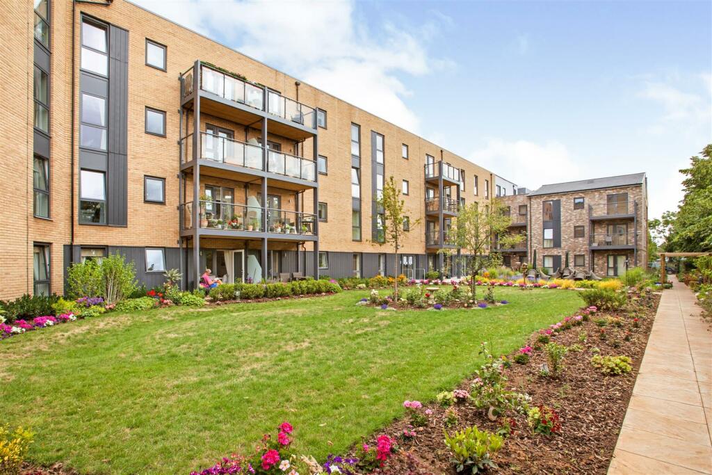Additional property image - Miami House, Princes Road, Chelmsford, Essex, CM2 9GE